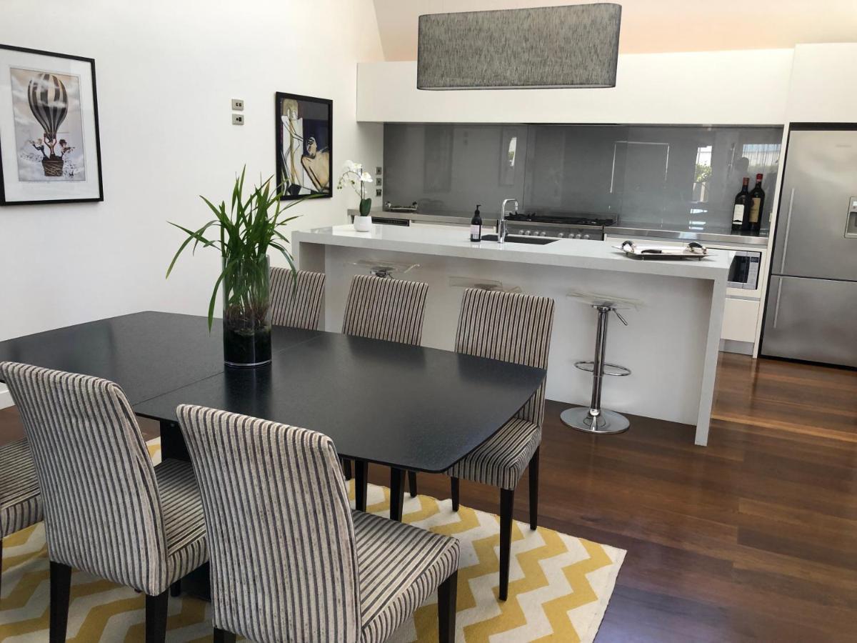 Luxurious Loft Apartments In The Heart Of Ahuriri Napier Exterior foto
